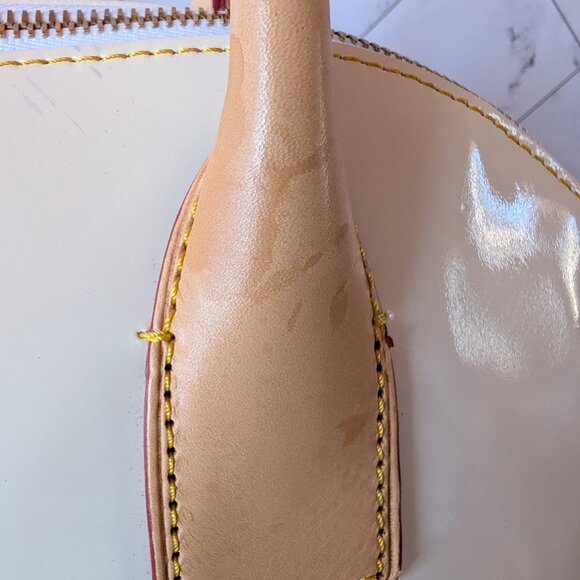 Dooney & Bourke Patent Leather Dome Satchel – Ivory & Black with Heart Charm - Picture 10 of 17